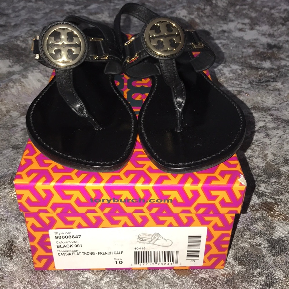 Cassia Flat Thong French calf black&Gold size 10